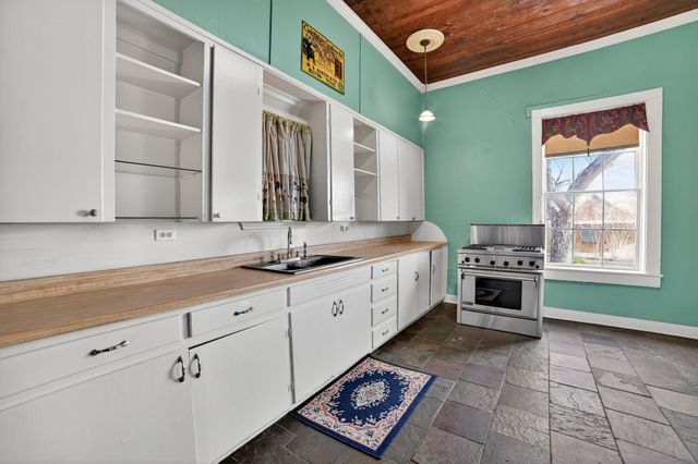 400 S Main ST, Belton, TX 76513