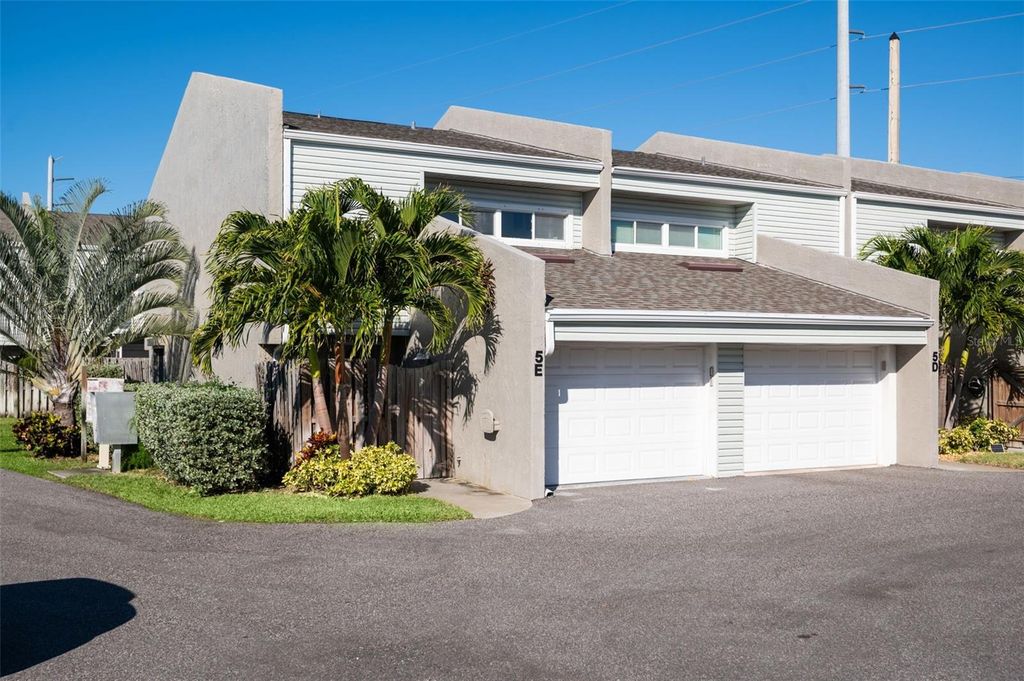 1710 ATLANTIC STREET 5E, Melbourne Beach, FL 32951