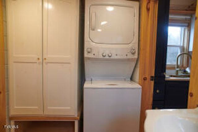 2949 Highway 321, Parrottsville, TN 37843