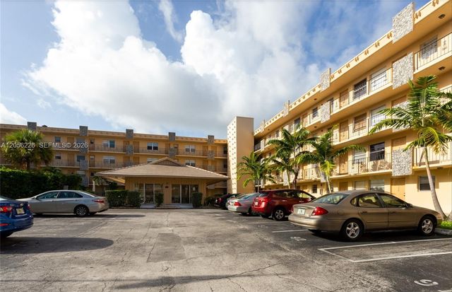 2145 Pierce Street 218, Hollywood, FL 33020