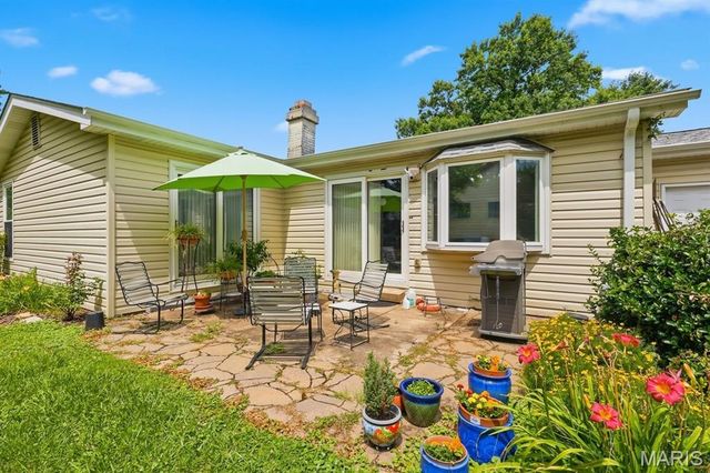 12080 Spruce Haven Drive, Creve Coeur, MO 63146