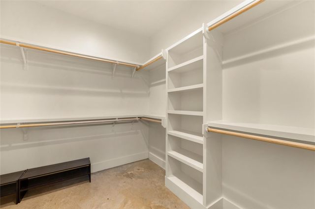1129 Henninger ST B, Austin, TX 78702