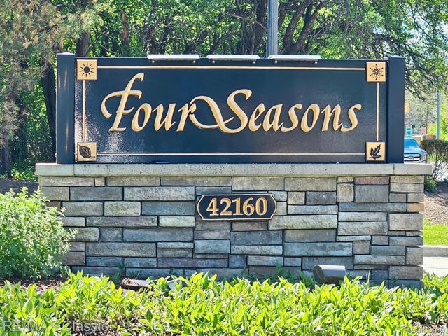 42160 Woodward Avenue, Bloomfield Hills, MI 48304