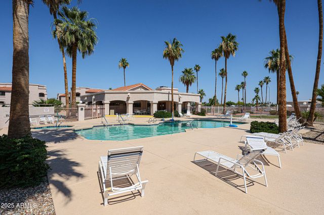 9151 W GREENWAY Road 162, Peoria, AZ 85381