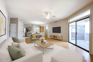 9151 W GREENWAY Road 162, Peoria, AZ 85381