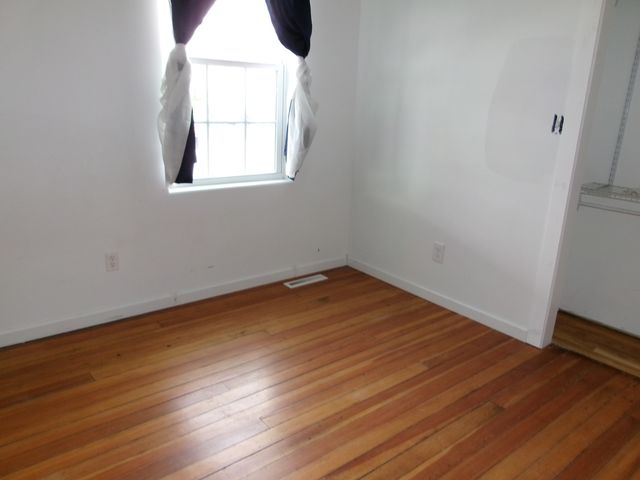 3692 E 2nd Road, Mendota, IL 61342