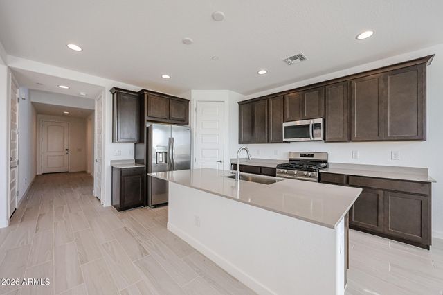 11941 W CALLE DE POMPAS Lane, Peoria, AZ 85383