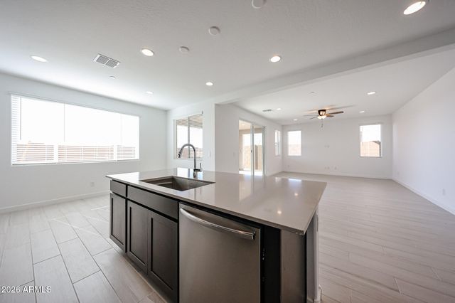 11941 W CALLE DE POMPAS Lane, Peoria, AZ 85383