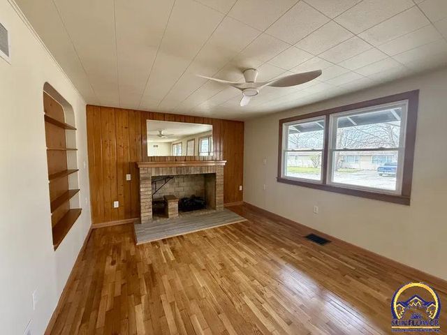 1630 2nd Ave W, Horton, KS 66439