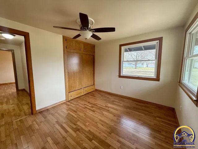 1630 2nd Ave W, Horton, KS 66439