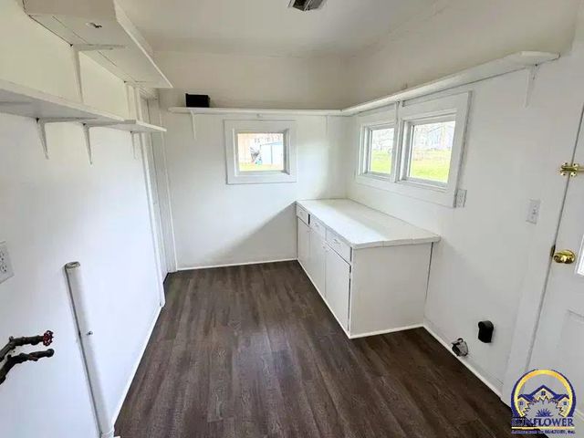 1630 2nd Ave W, Horton, KS 66439