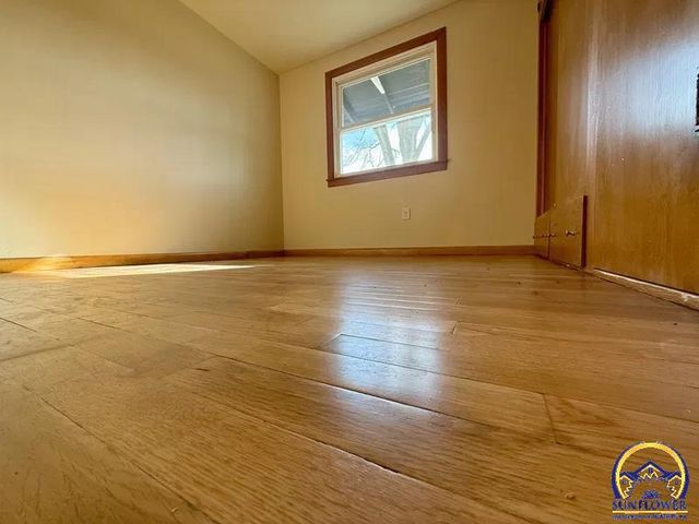 1630 2nd Ave W, Horton, KS 66439