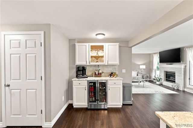 5477 Village Station Circle, Clarence, NY 14221