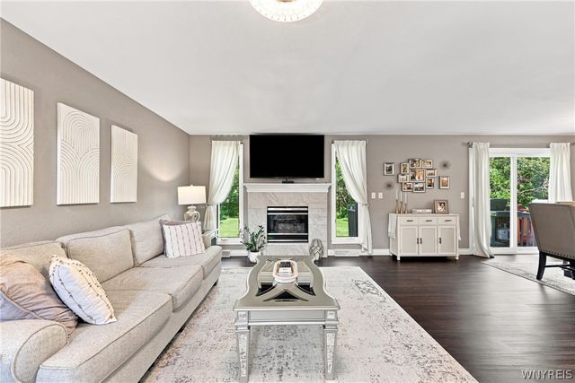 5477 Village Station Circle, Clarence, NY 14221