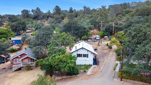 34633 Robles Road, Auberry, CA 93602