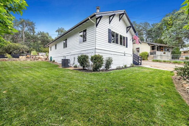 34633 Robles Road, Auberry, CA 93602