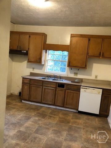 480 N Billups Street, Athens, GA 30606