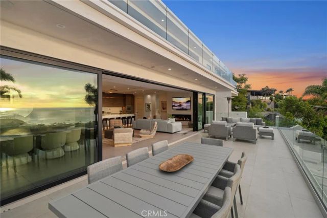 654 Canyon View Drive, Laguna Beach, CA 92651