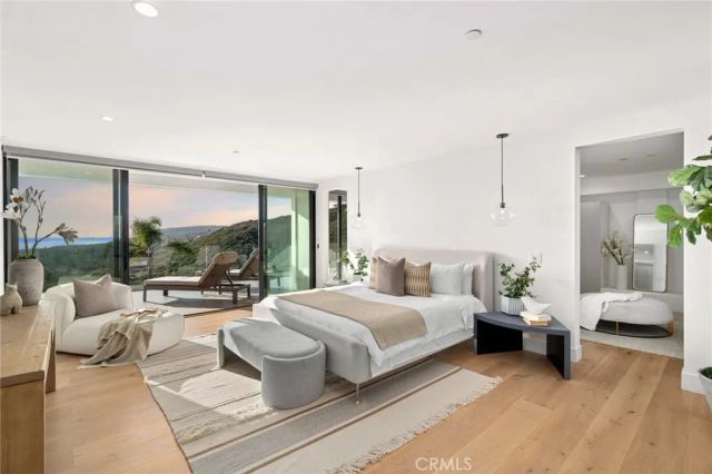 654 Canyon View Drive, Laguna Beach, CA 92651