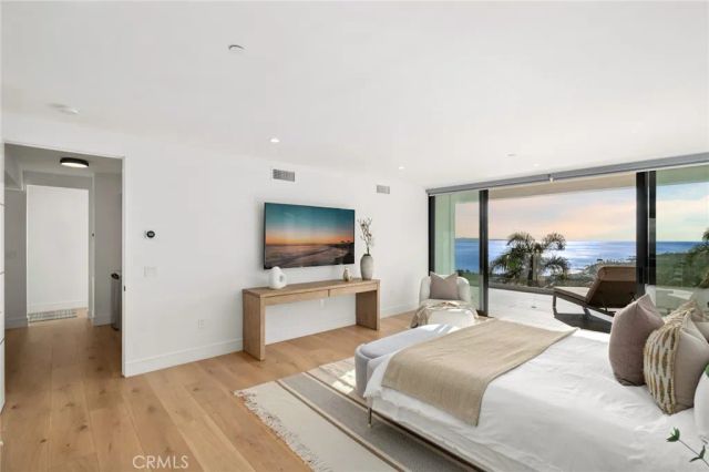 654 Canyon View Drive, Laguna Beach, CA 92651