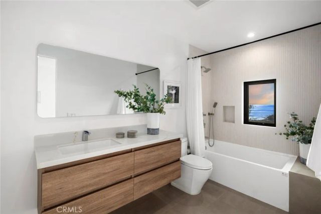 654 Canyon View Drive, Laguna Beach, CA 92651