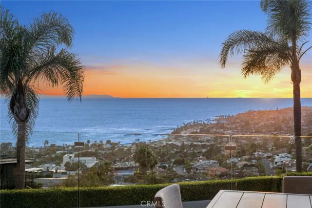 654 Canyon View Drive, Laguna Beach, CA 92651