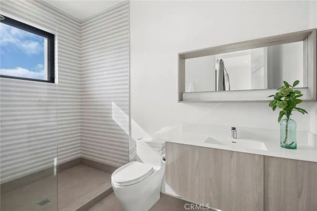 654 Canyon View Drive, Laguna Beach, CA 92651