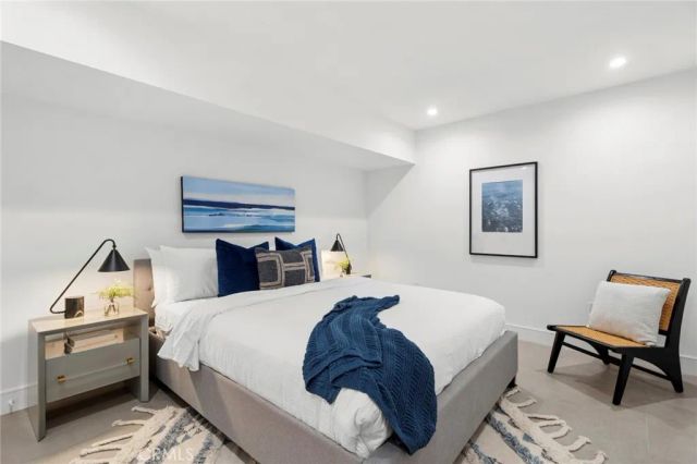 654 Canyon View Drive, Laguna Beach, CA 92651