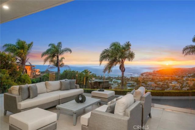 654 Canyon View Drive, Laguna Beach, CA 92651