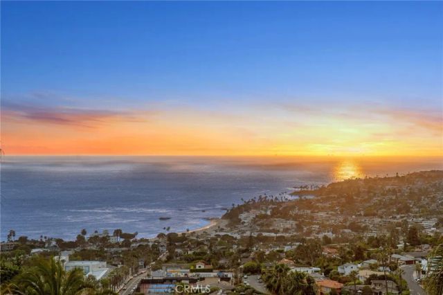 654 Canyon View Drive, Laguna Beach, CA 92651