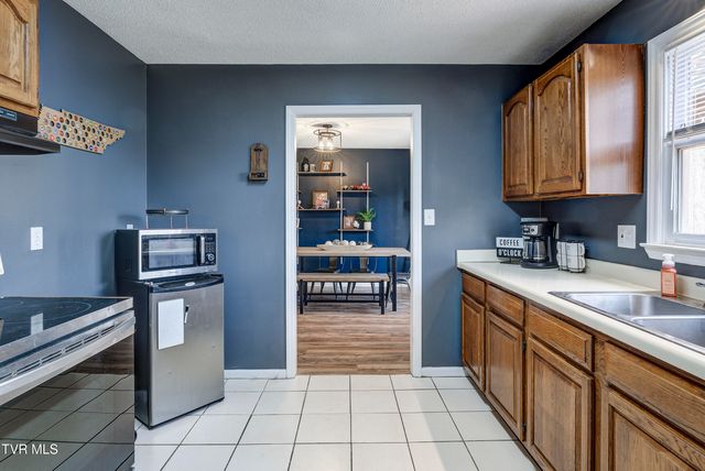 205 Windridge Colony -, Johnson City, TN 37601