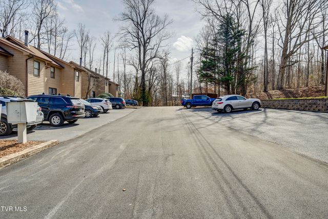 205 Windridge Colony -, Johnson City, TN 37601