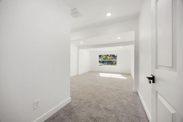 811 W Calhoun Street, Livingston, TX 77351