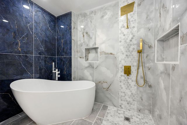 811 W Calhoun Street, Livingston, TX 77351