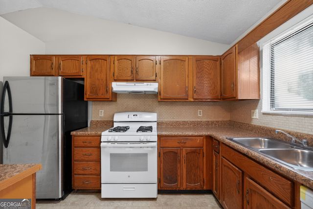 4651 Hairston Crossing Place, Stone Mountain, GA 30083