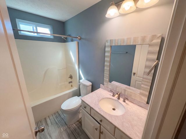 13167 Roma Bend, Westfield, IN 46074