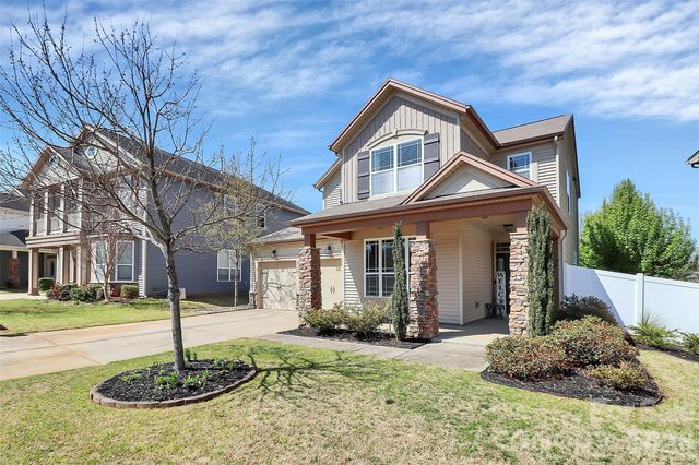5519 Hubbard Point Drive, Charlotte, NC 28269