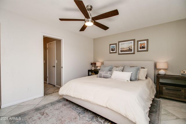 7631 E MEDLOCK Drive, Scottsdale, AZ 85250