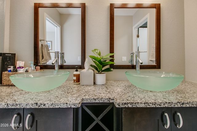 7631 E MEDLOCK Drive, Scottsdale, AZ 85250