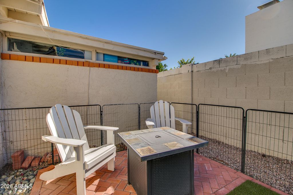 Image 34 of property listing at 7631 E MEDLOCK Drive, Scottsdale, AZ 85250