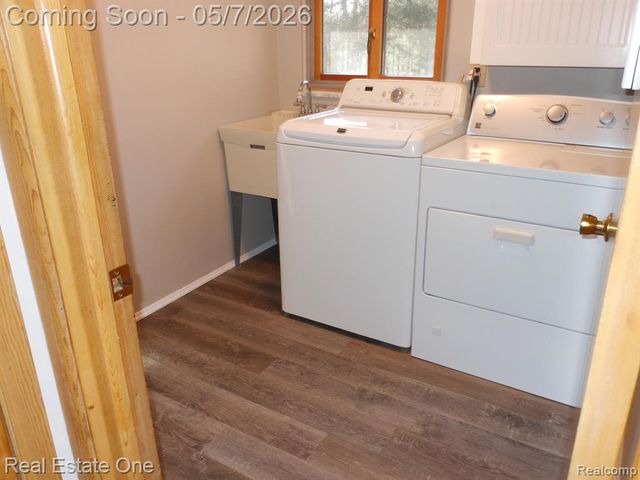 980 Oxbow Lake Road, White Lake, MI 48386