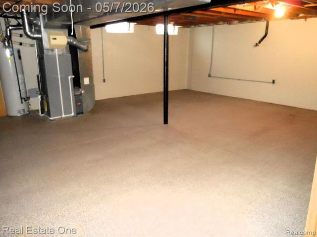 980 Oxbow Lake Road, White Lake, MI 48386