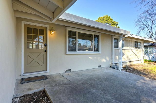 5831 Hesper Way, Carmichael, CA 95608