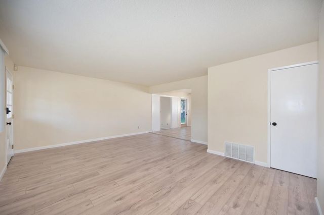 5831 Hesper Way, Carmichael, CA 95608