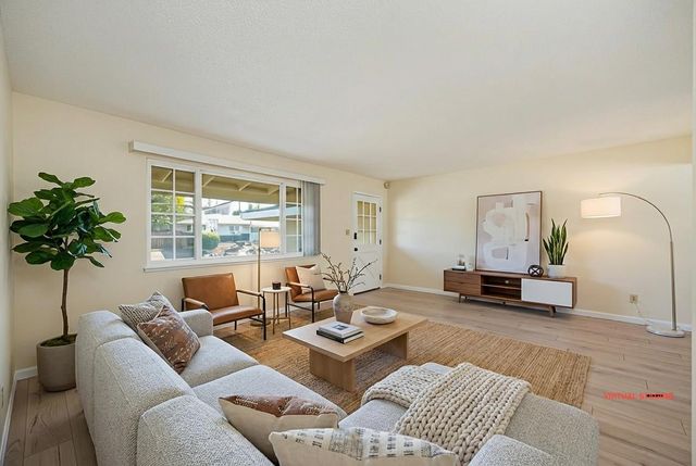 5831 Hesper Way, Carmichael, CA 95608