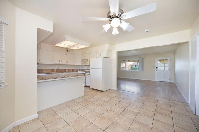 5831 Hesper Way, Carmichael, CA 95608