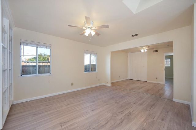 5831 Hesper Way, Carmichael, CA 95608