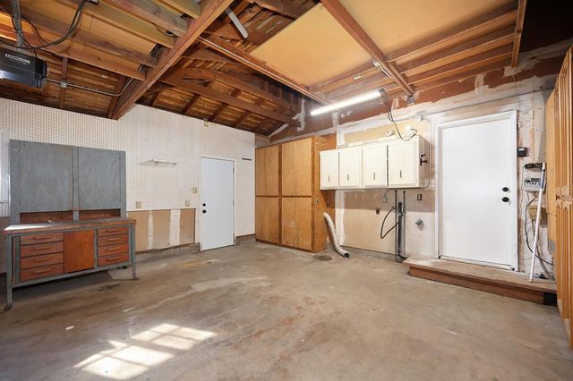 5831 Hesper Way, Carmichael, CA 95608