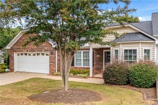 106 Miller Pointe Way, Winston-salem, NC 27106