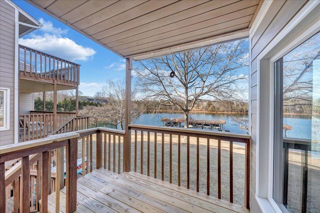 287 Waterside DR, Moneta, VA 24121